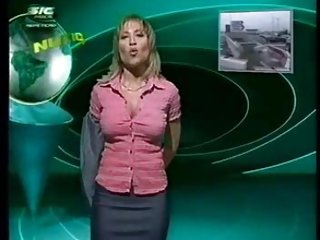 办公室铁杆与老板为丰满的妮娜艾莉